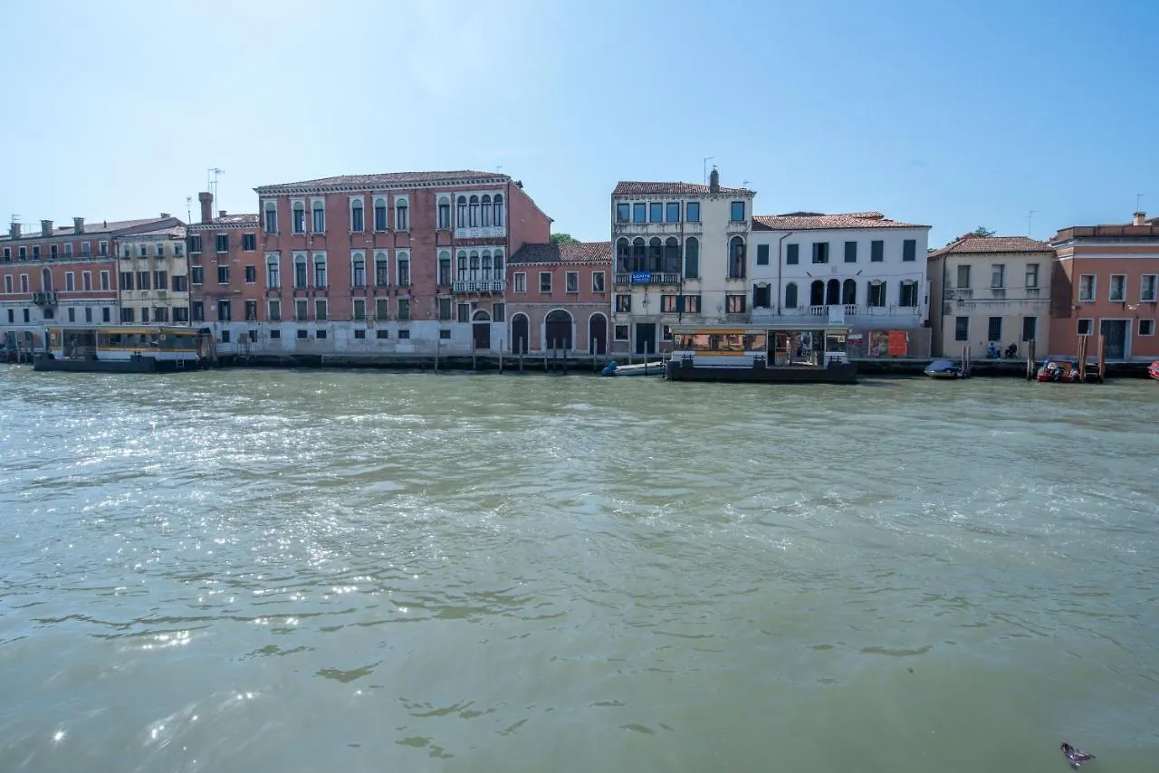 Palace Canal View By Wonderful Italy Βενετία 0*,  Ιταλία